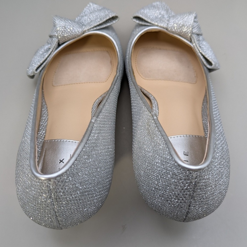 Alex Marie Silver Glitter Bow Pointed Toe Kitten Heel Pumps Womens Size 7.5M - Picture 8 of 10